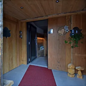 Legno Vecchiopadoladolomitirustic & Modern Appartamento